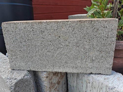 Concrete blocks 100mm 440mm - concrete,